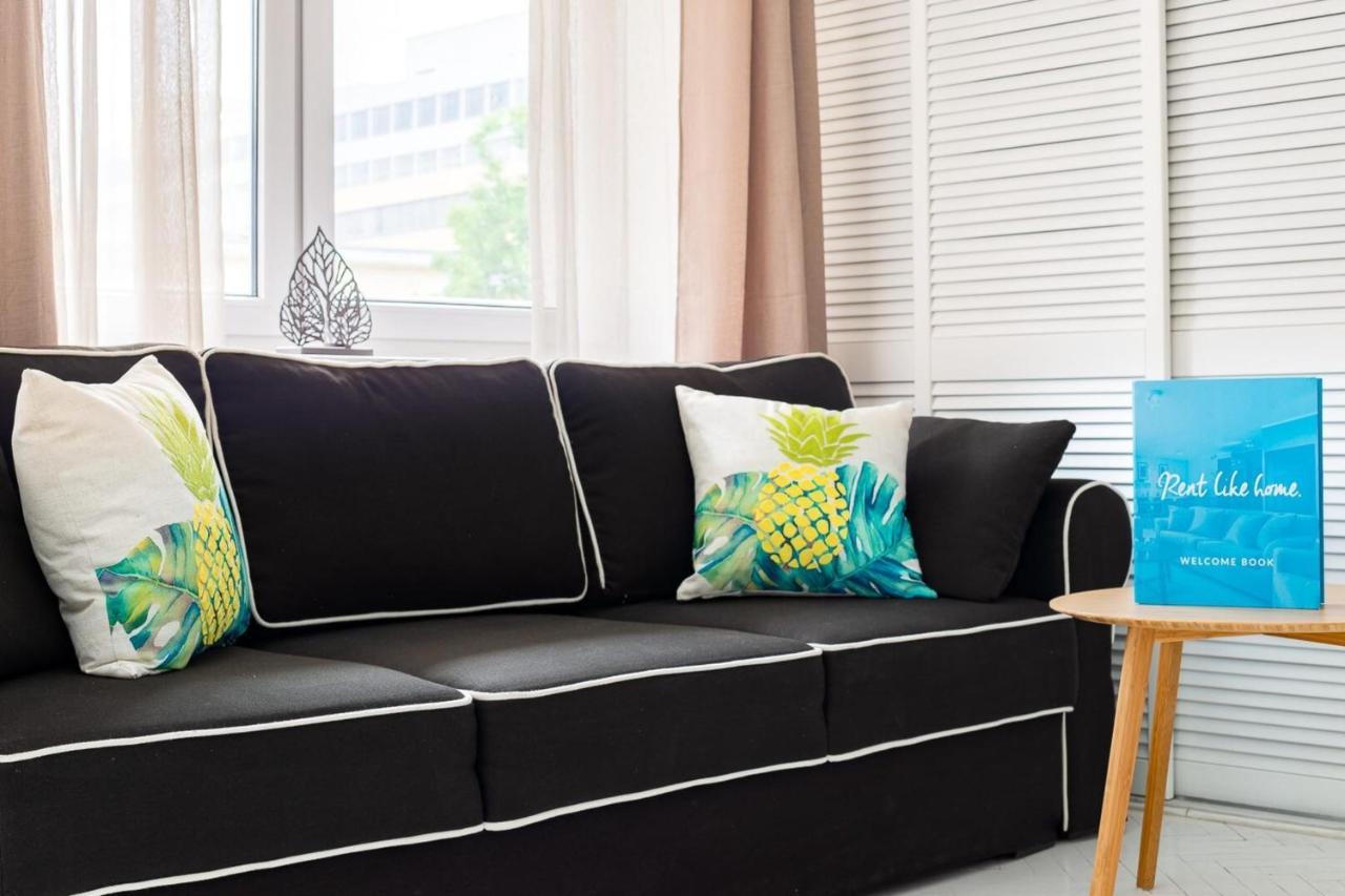 Rent Like Home - Wilcza 22A Варшава Екстериор снимка